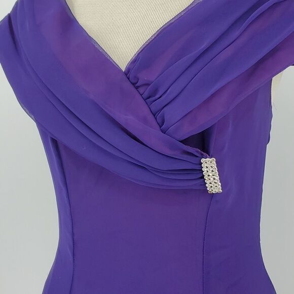 Prom dress. Size 11. Off the shoulders.  Purple and blue. Long sheer ove… - Picture 3 of 10